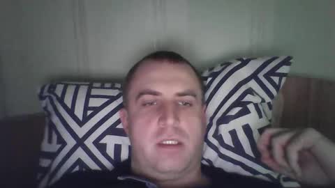 Snapshot of johnoreon chatting on 10-21-25, 08:15 johnoreon online show from 10-21-25, 08:15