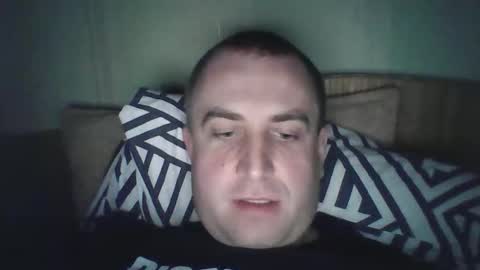 Snapshot of johnoreon chatting on 10-22-25, 06:51 johnoreon online show from 10-22-25, 06:51