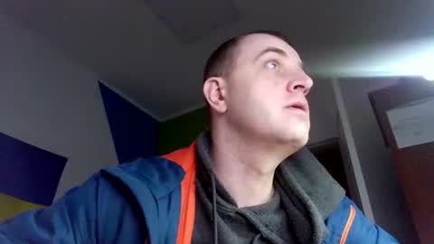 Snapshot of johnoreon chatting on 11-01-25, 06:59 johnoreon online show from 11-01-25, 06:59