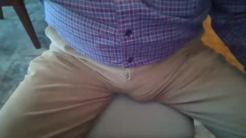 Snapshot of johnxxx549 chatting on 01-21-25, 01:11 johnxxx549 online show from 01-21-25, 01:11