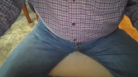 Snapshot of johnxxx549 chatting on 02-06-25, 09:06 johnxxx549 online show from 02-06-25, 09:06