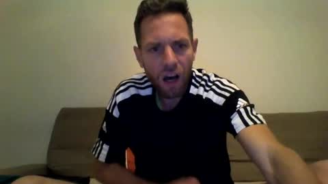 jojo19844 online show from 10-14-25, 05:58