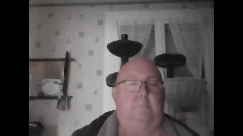 jojo60000529566 online show from 01-07-25, 12:31