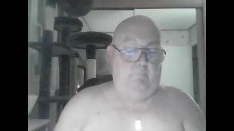 jojo60000529566 online show from 02-03-25, 09:18