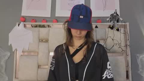 jolie_lov online show from 10-16-25, 01:23