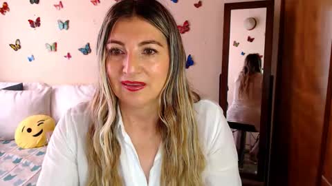 Jolie Mature online show from 01-11-26, 07:08