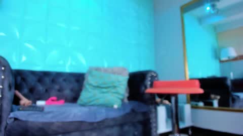 Jolie online show from 02-11-25, 03:18