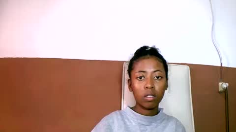 Snapshot of joliekah27 chatting on 02-12-25, 04:33 joliekah27 online show from 02-12-25, 04:33