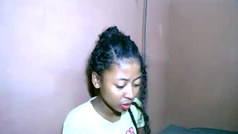 Snapshot of joliekah27 chatting on 02-24-25, 03:20 joliekah27 online show from 02-24-25, 03:20