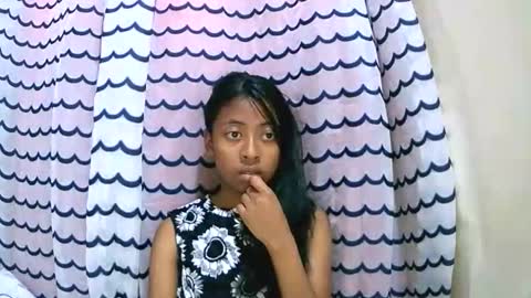 Snapshot of joliekah27 chatting on 09-14-25, 09:19 joliekah27 online show from 09-14-25, 09:19