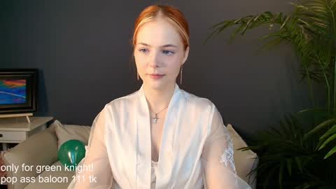 Snapshot of jolly_bean chatting on 01-17-25, 04:49 Polly online show from 01-17-25, 04:49