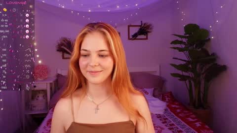 Snapshot of jolly_bean chatting on 01-30-25, 05:30 Polly online show from 01-30-25, 05:30