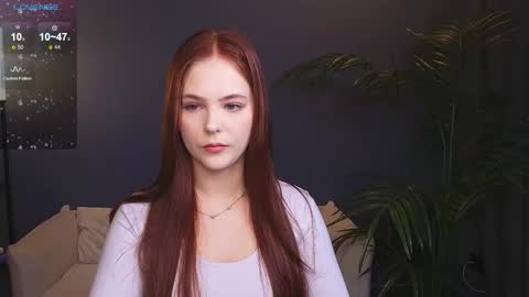 Snapshot of jolly_bean chatting on 10-08-25, 02:53 Polly online show from 10-08-25, 02:53