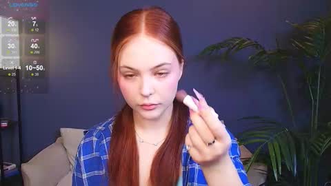 Snapshot of jolly_bean chatting on 10-10-25, 02:43 Polly online show from 10-10-25, 02:43