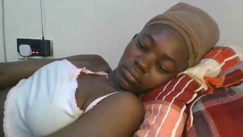 jollynabeb online show from 09-30-25, 08:41