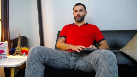  JONAS BEARD  online show from 01-24-25, 07:49