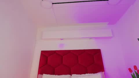 Jonas  online show from 09-11-25, 12:38