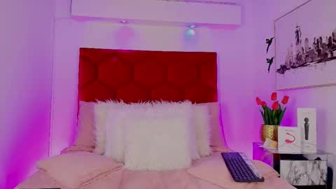 Jonas  online show from 10-22-25, 02:28