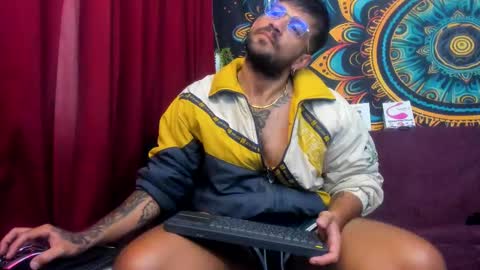 Snapshot of jonathan_rivers chatting on 02-11-25, 03:08 Jonathan RiversNew online show from 02-11-25, 03:08