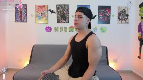 Instagram jonathanfit14 online show from 10-24-25, 08:49