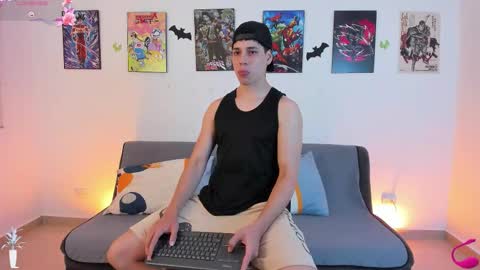 Instagram jonathanfit14 online show from 11-09-25, 11:47