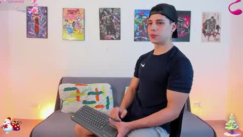 Instagram jonathanfit14 online show from 12-01-25, 10:15