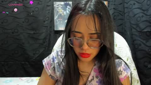 Snapshot of jonathanrwick chatting on 12-12-24, 05:10 Janna online show from 12-12-24, 05:10