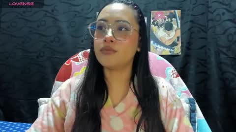 Snapshot of jonathanrwick chatting on 12-29-24, 04:59 Janna online show from 12-29-24, 04:59