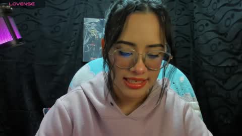 Snapshot of jonathanrwick chatting on 12-30-24, 06:53 Janna online show from 12-30-24, 06:53