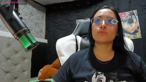 Snapshot of jonathanrwick chatting on 03-01-25, 11:06 Janna online show from 03-01-25, 11:06