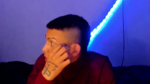 Snapshot of jonesgowther chatting on 01-18-25, 03:09 jonesgowther online show from 01-18-25, 03:09