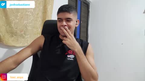 Snapshot of jonhsebastiann chatting on 11-05-25, 06:57 John online show from 11-05-25, 06:57