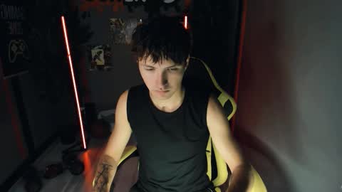 Snapshot of jonny_dark chatting on 09-12-25, 10:37 Jonny online show from 09-12-25, 10:37