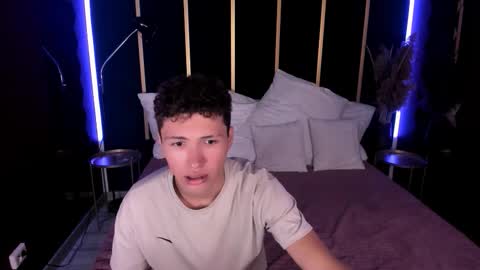 Snapshot of jonny_dark chatting on 10-09-25, 11:52 Jonny online show from 10-09-25, 11:52