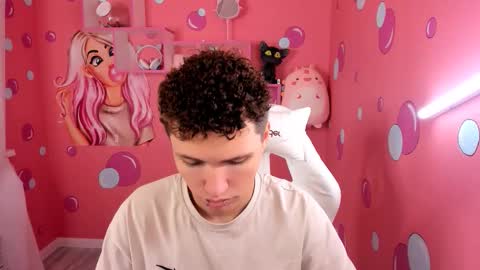 Snapshot of jonny_dark chatting on 10-12-25, 10:47 Jonny online show from 10-12-25, 10:47