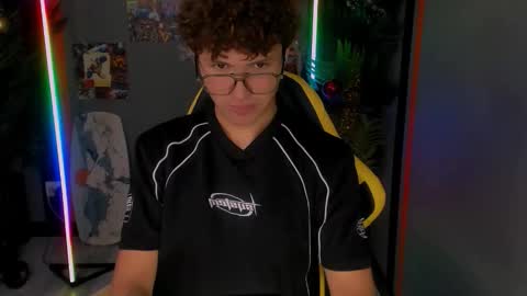 Jonny online show from 12-18-25, 04:24