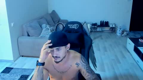 jonnyporn1 online show from 10-24-25, 06:48