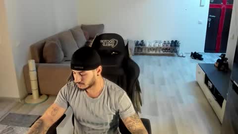 jonnyporn1 online show from 01-06-26, 04:11