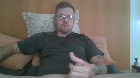 jonoy1995 online show from 02-25-25, 04:03