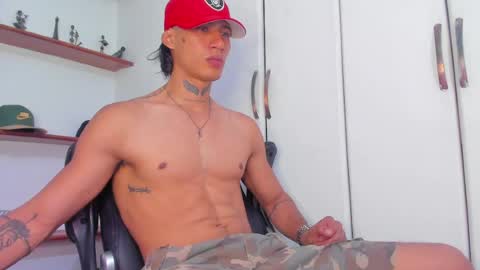 Snapshot of jonryder_ chatting on 05-17-26, 12:41 Ryder Jon online show from 05-17-26, 12:41