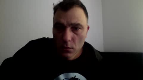 Snapshot of jony938 chatting on 12-14-25, 09:36 jony938 online show from 12-14-25, 09:36