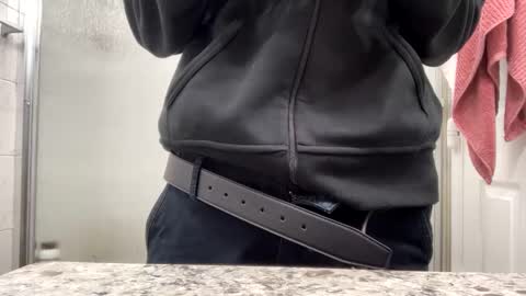 Snapshot of jonyflak chatting on 12-17-24, 04:56 Joohn online show from 12-17-24, 04:56