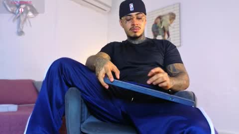 Jordan Smith online show from 12-22-25, 09:23