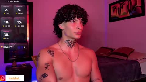 Snapshot of jordybatt chatting on 02-18-25, 06:26 JORDY online show from 02-18-25, 06:26