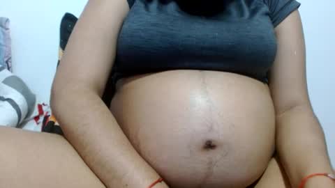 Snapshot of jose_ruiz1 chatting on 02-09-25, 01:33 jose y carolina online show from 02-09-25, 01:33