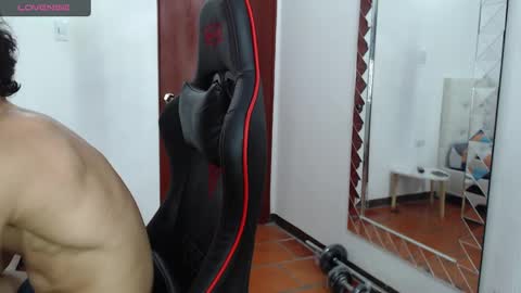 Snapshot of jose_rumbero91 chatting on 02-27-25, 05:15 jose_rumbero91 online show from 02-27-25, 05:15