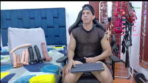 jose_rumbero91 online show from 02-10-26, 02:59