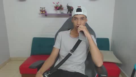 jose_sexycumm online show from 02-18-25, 07:19