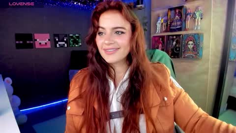 Snapshot of joselynsweet chatting on 10-30-25, 08:09 Sofia Garcia online show from 10-30-25, 08:09