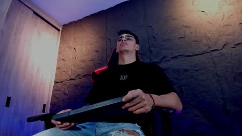 JOSEPH  online show from 11-21-25, 11:09